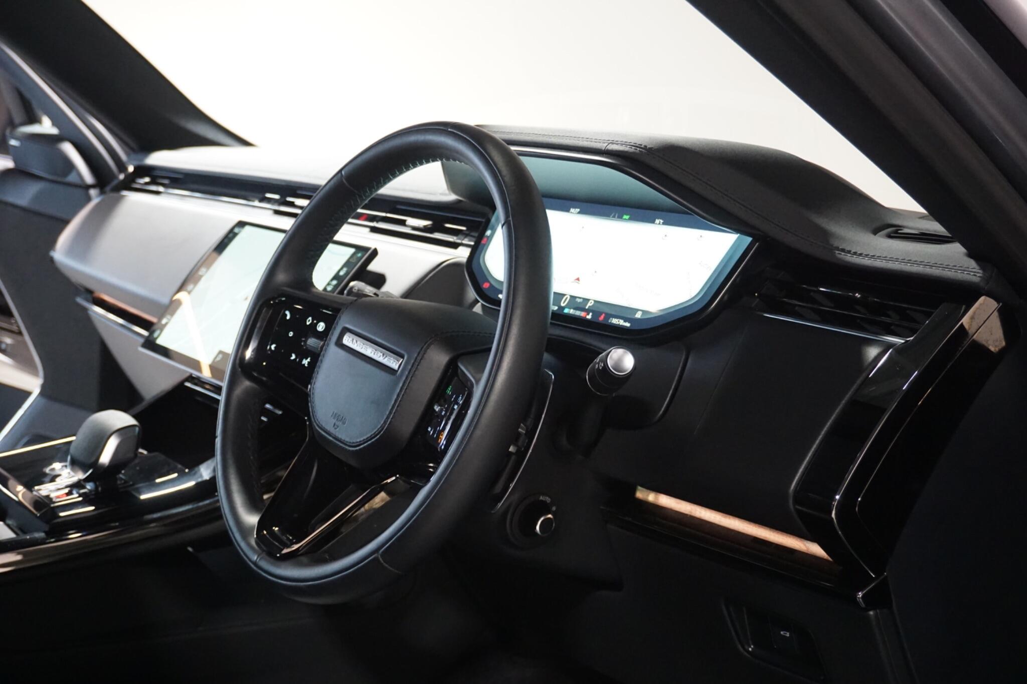 Land Rover Range Rover Sport 3.0 D300 MHEV Dynamic SE SUV 5dr Diesel Auto 4WD Euro 6 (s/s) (300 ps)